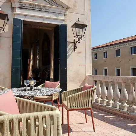 アパート Palazzo Lena Piano Nobile