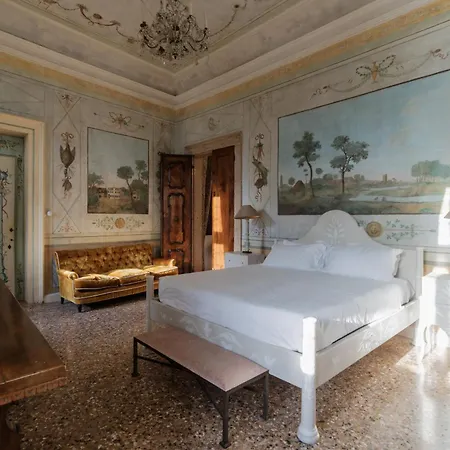 Palazzo Lena Piano Nobile *