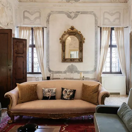 شقة Palazzo Lena Piano Nobile البندقية