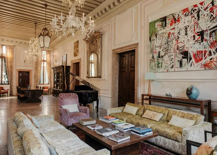 Palazzo Lena Piano Nobile