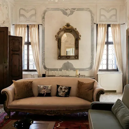 アパート Palazzo Lena Piano Nobile